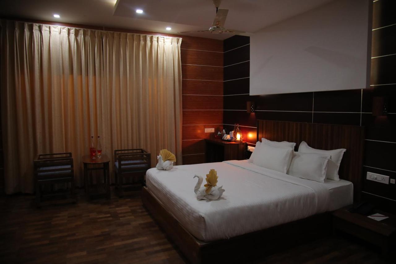 Dream Coconut Villa Resort Munnar Exterior photo